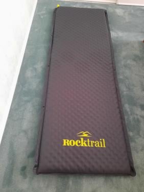 2 éenpersoons luchtbedden, zelfopblaasbaar