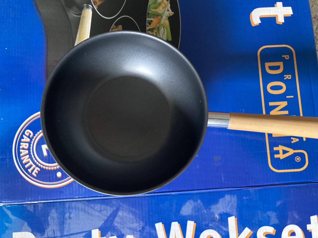 Party wokset