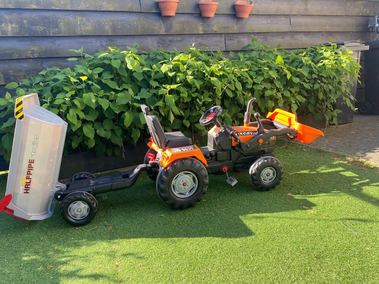 Rolly Toys tractor met kar