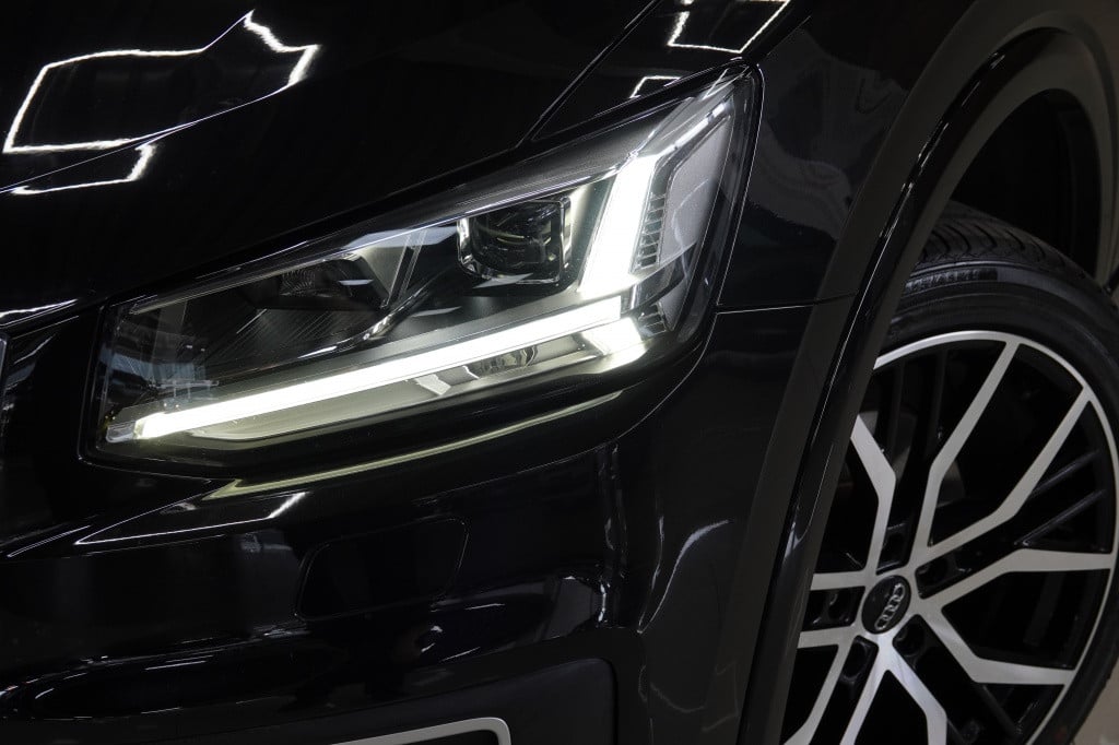 Audi Q2 1.0 tfsi | led | pdc | carplay |