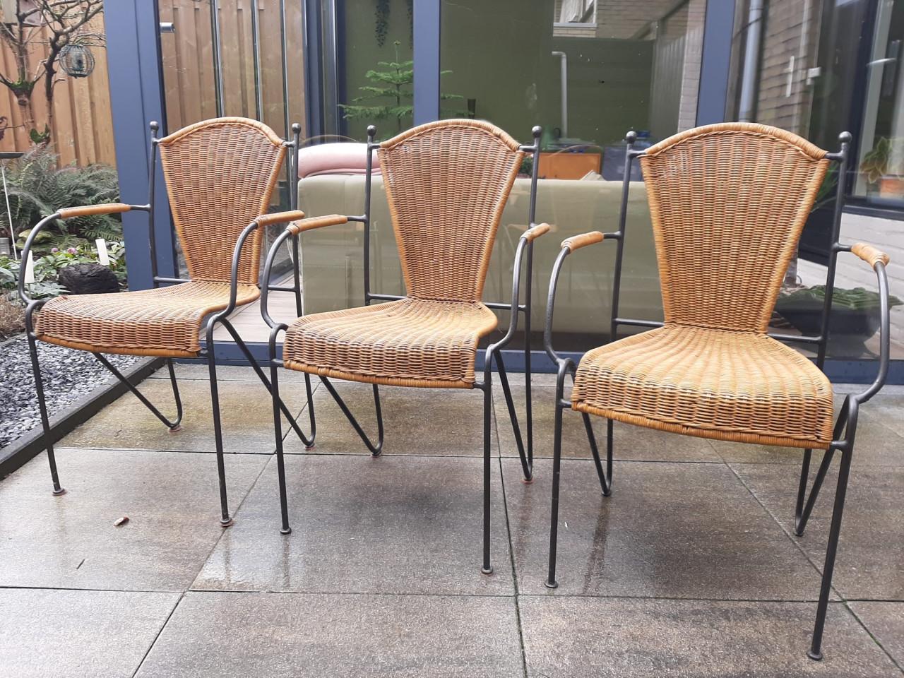 Stoelen riet met ijzer 3 stuks