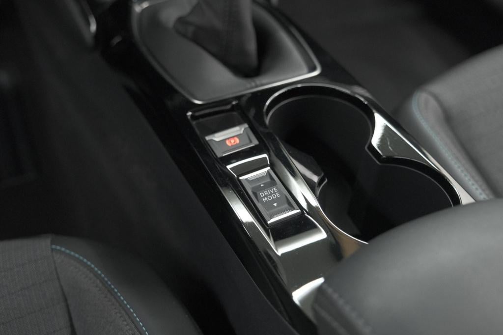 Peugeot 208 puretech 100 allure pack | camera | apple carplay | parkeersens