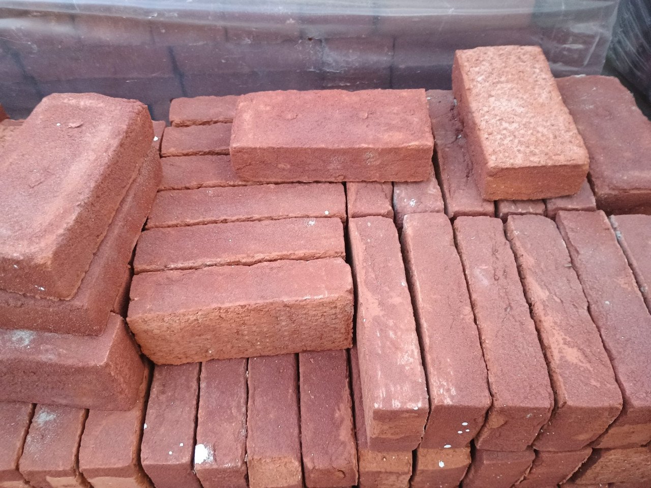 Dommelrood metselstenen 750 stuks