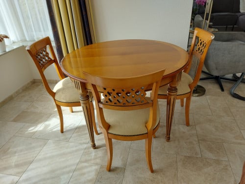 Kersenhouten eethoek met 3 stoelen