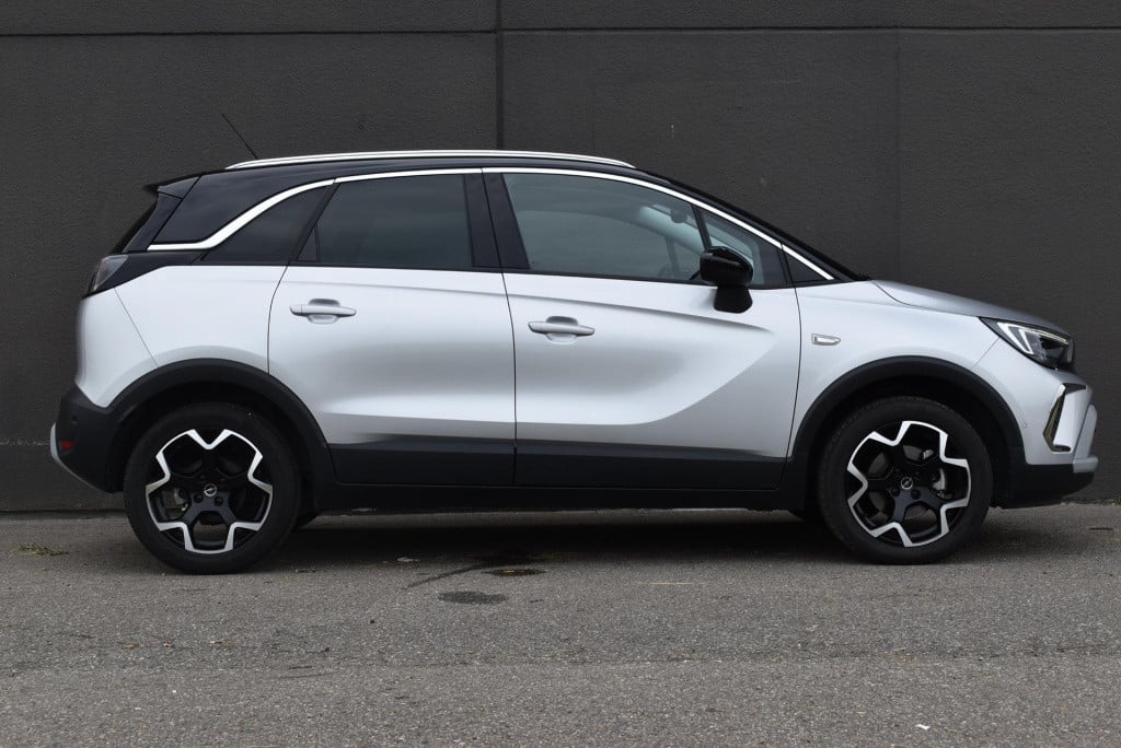 Opel Crossland X 1.2 turbo ultimate 130pk | navi | camera | apple carplay/a