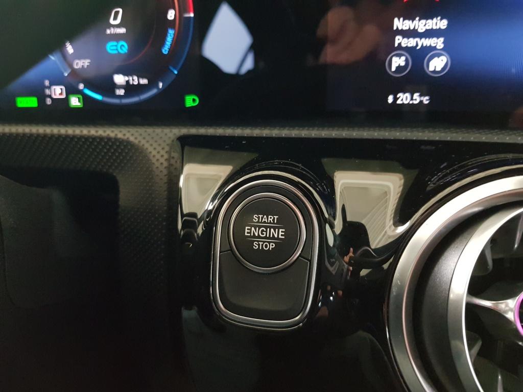 Mercedes-Benz A-Klasse 250e luxuryline plug-in-hybrid