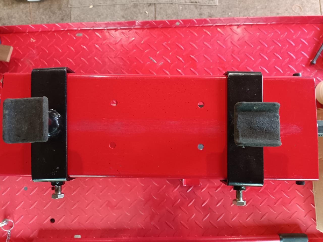 HBM heftafel voor motoren zonder middenbok