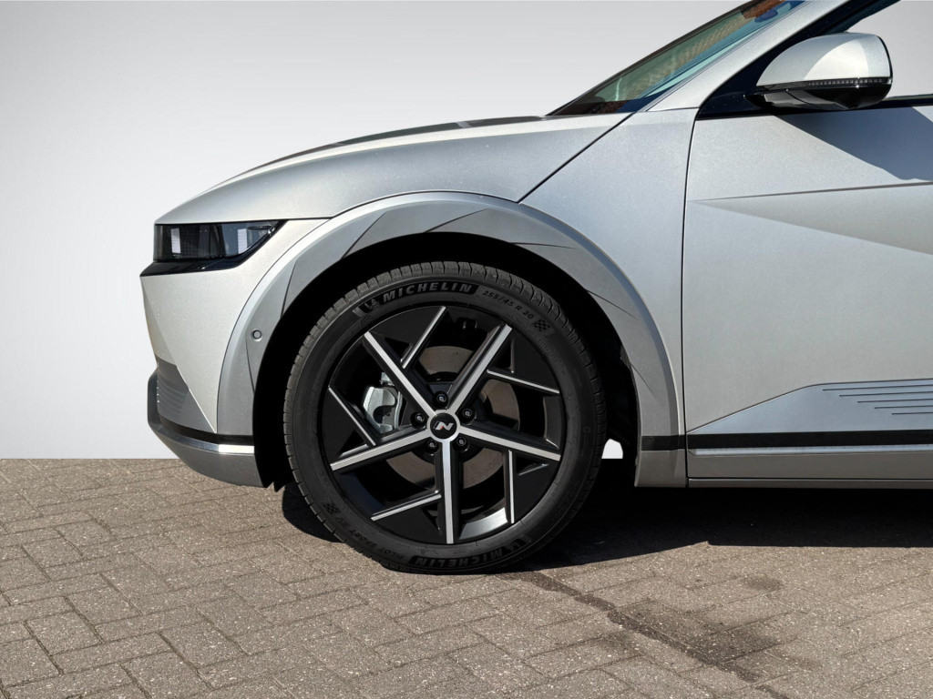 Hyundai Ioniq 5 lounge awd 77.4 kwh | 20'' n-line velgen | leder lichtgrijs