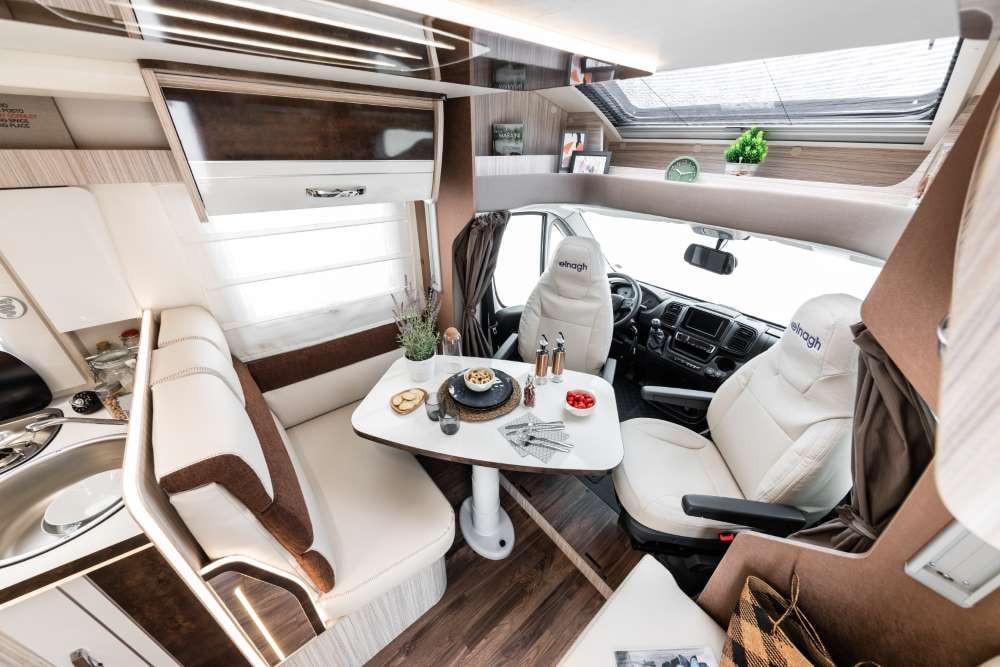Elnagh T-Loft 529 - Luxe camper met Lengtebedden - 6,99 m - 2023