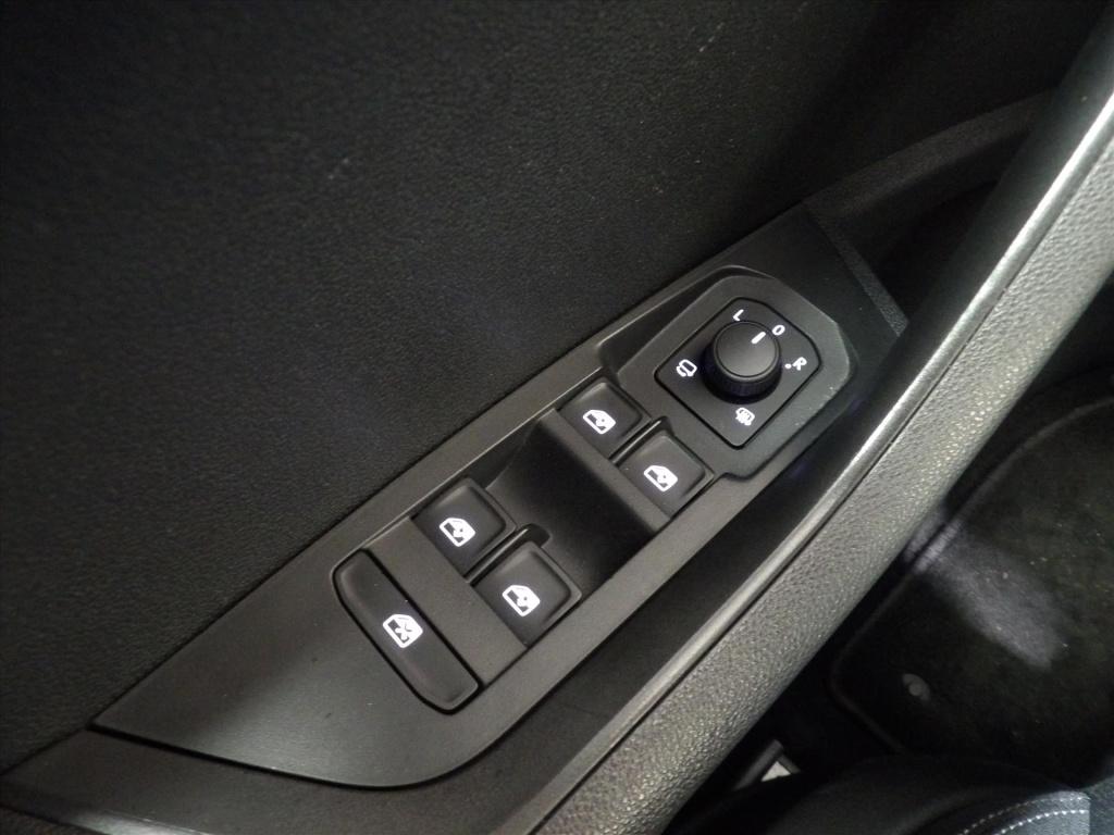 Skoda Karoq 1.5 tsi act greentech 150pk dsg-7 sportline business
