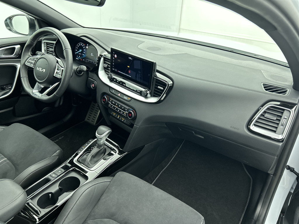 Kia Xceed 1.5 t-gdi gt-line panoramadak | stoelverwarming | elec. achterkle