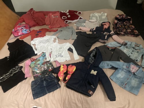 Grote bundel kinderen kleding 98