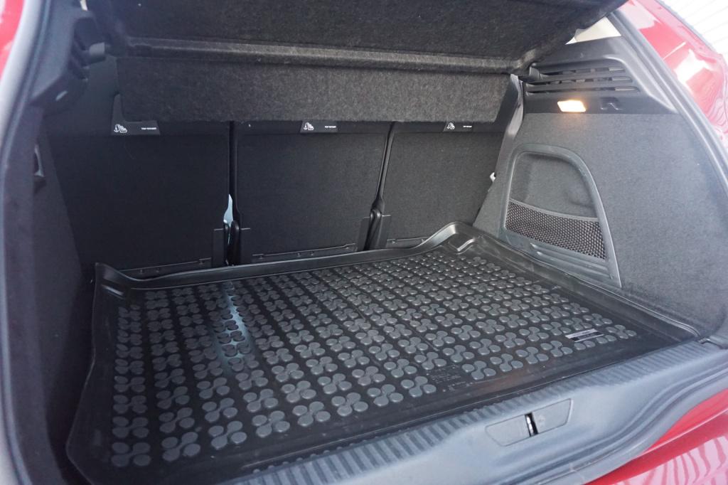 Citroen C4 Picasso 1.2 puretech intensive climate / navi / cruise / parkeer
