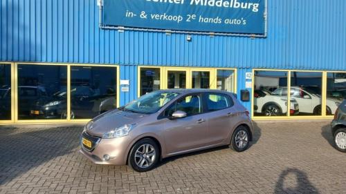 Peugeot 208 1.2 e-VTI Envy AUTOMAAT !!! 5drs 2013 airco-lm velgen