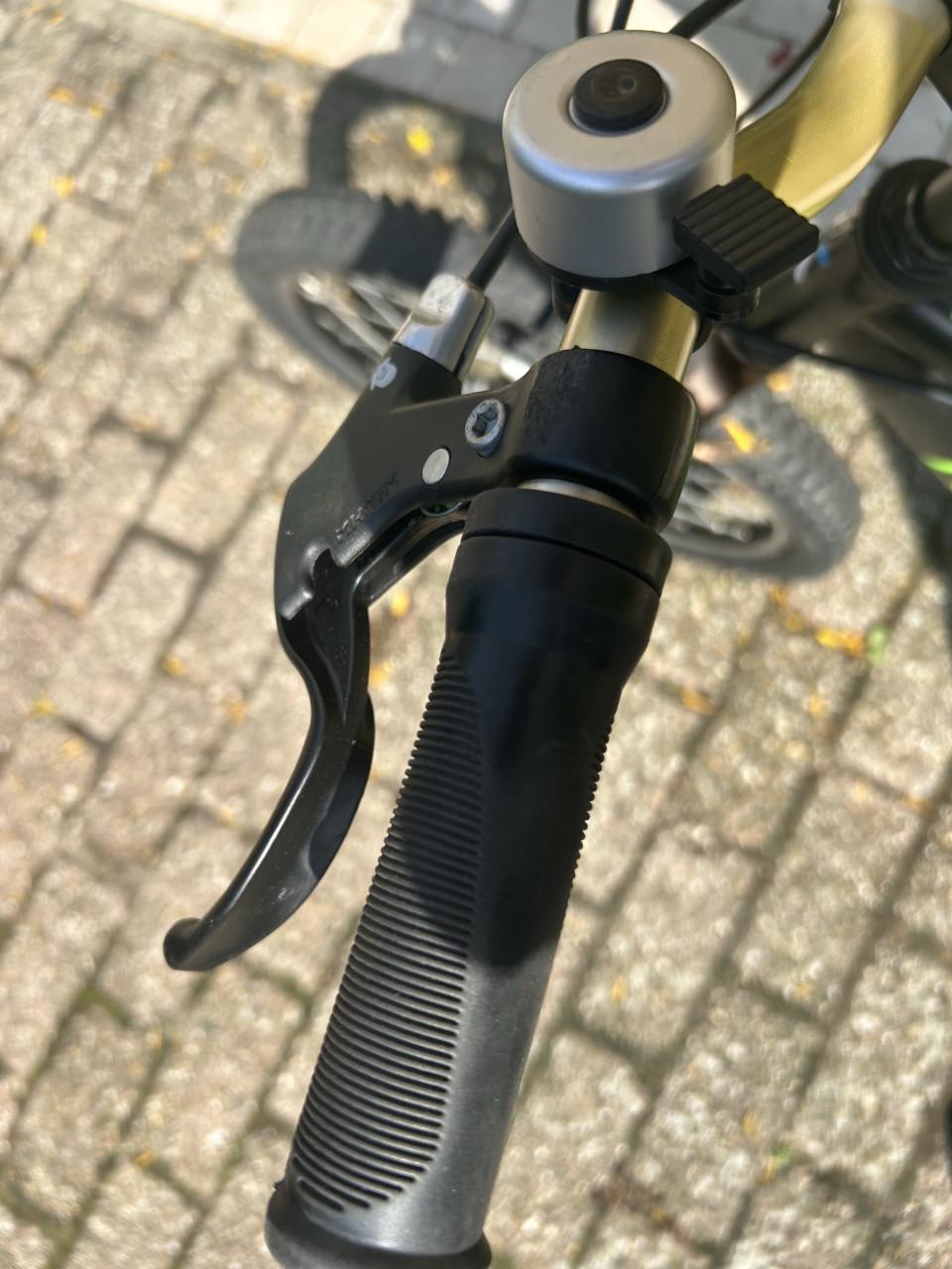 Jongensfiets Mountainbike B-Twin 6 speed, velgremmen. GOED!!