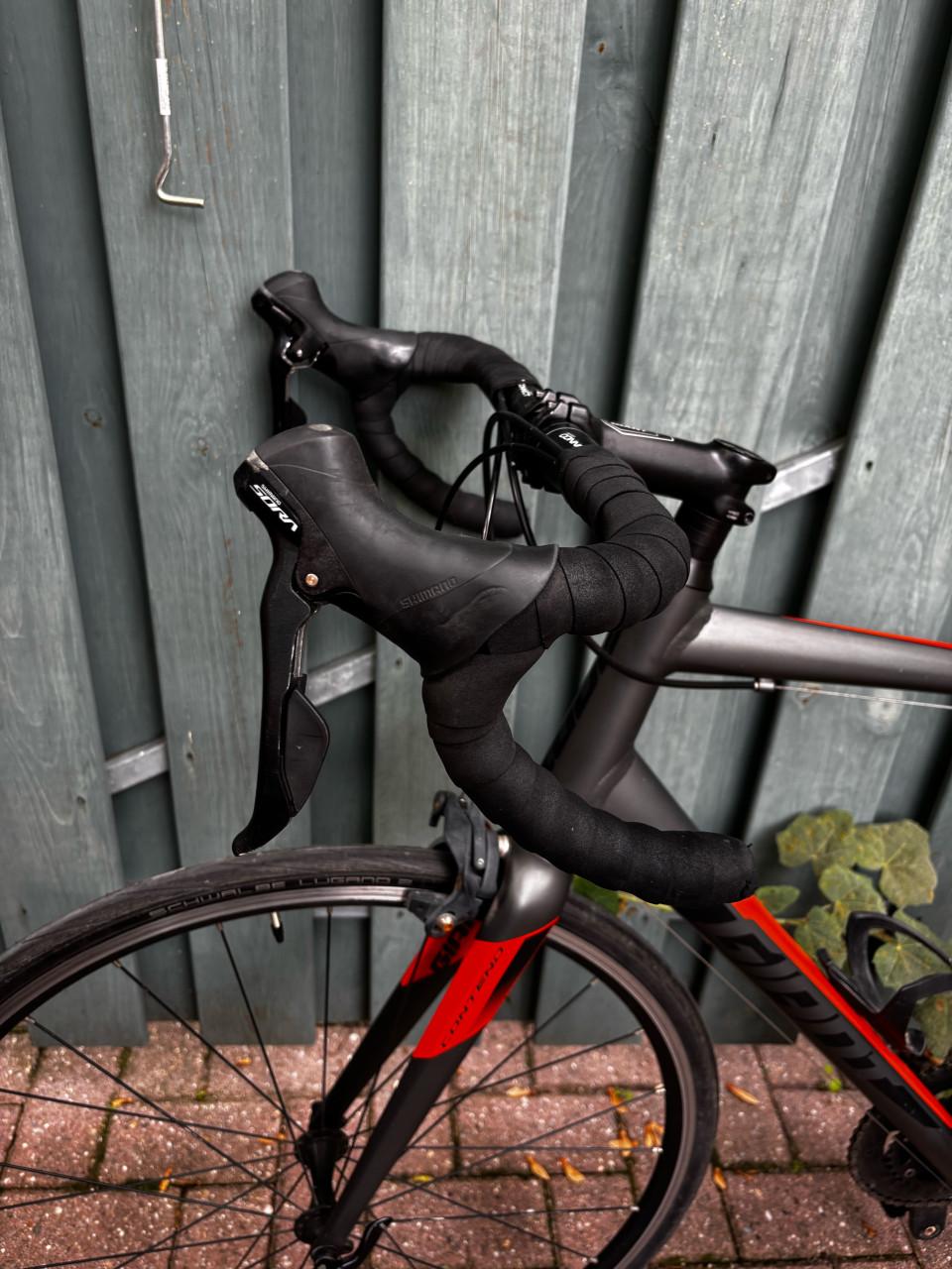 Giant Contend racefiets – grijs/oranje