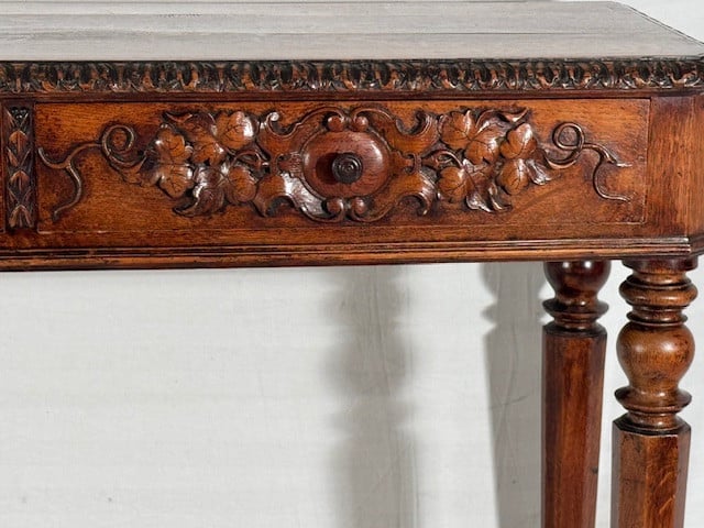 Sidetable/Tafel/ TV tafel/Haltafel.