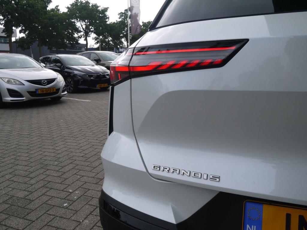 Mitsubishi Grandis 1.8 hev instyle | rijklaar