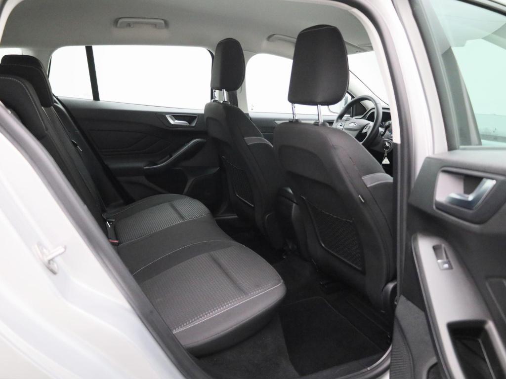Ford Focus wagon 1.0 ecoboost hybrid connected | parkeer sensoren | navigat