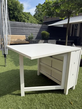 Tafel ikea inklapbaar. Als nieuw!