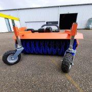 Veegmachine voor compact tractor