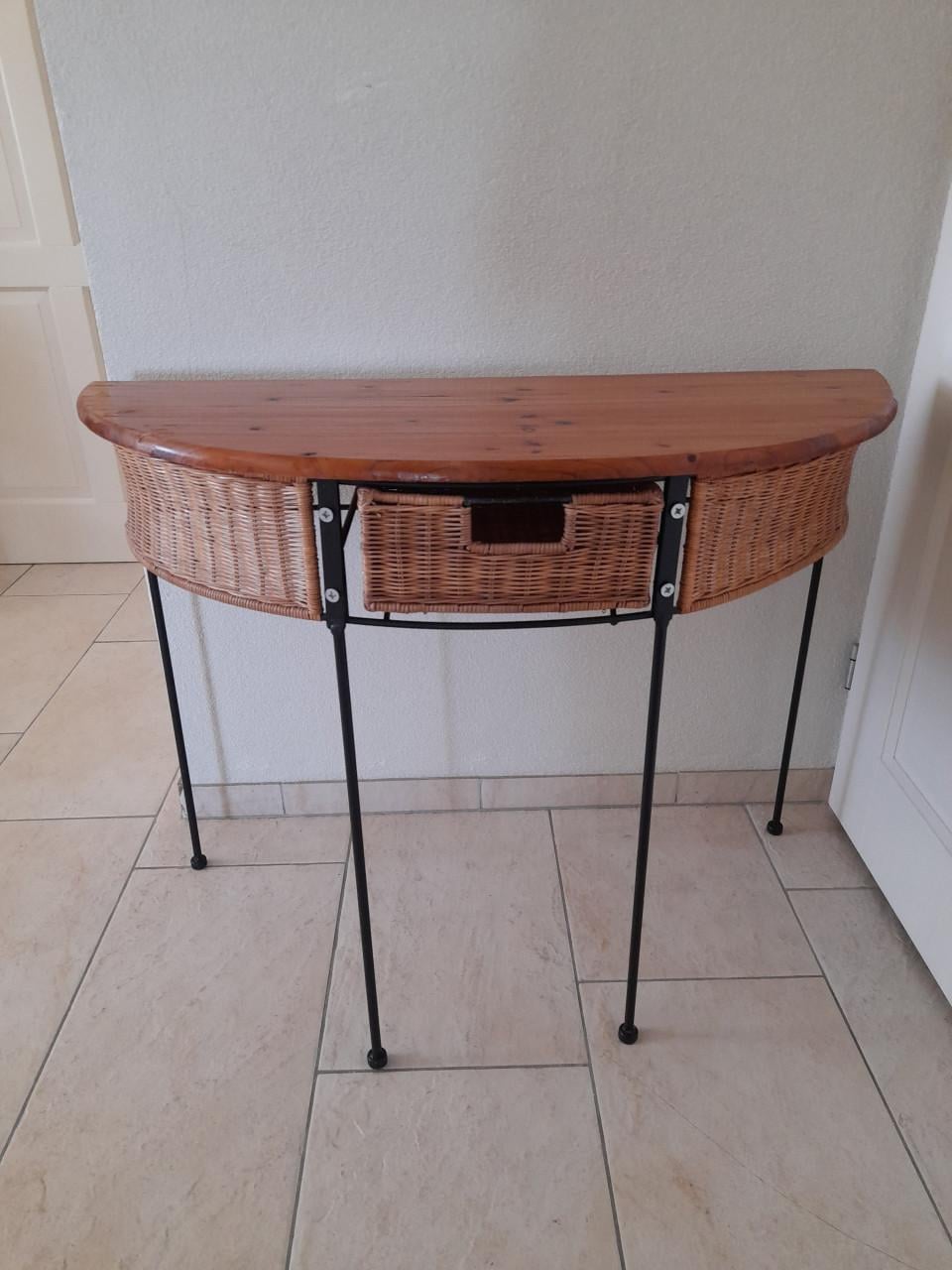 Side table  100 x 40 x 76H ( in goede staat)