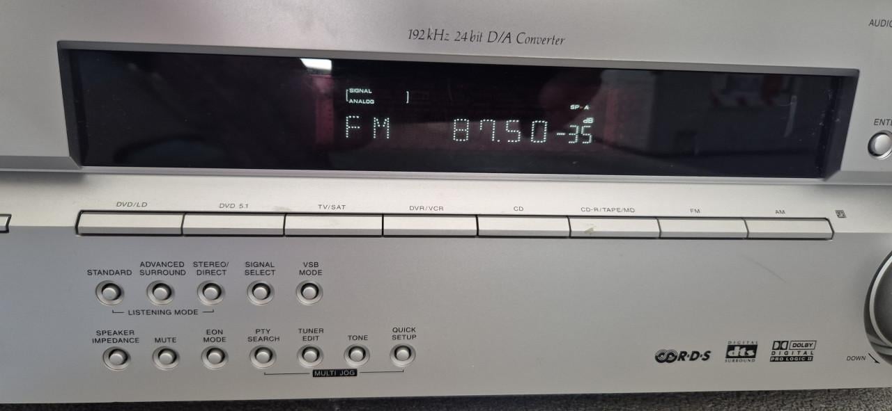 Pioneer VSX-415 audio receiver