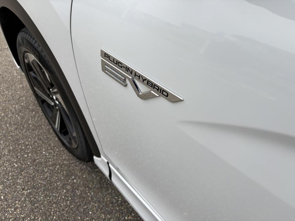 Mitsubishi Eclipse Cross 2.4 phev executive trekhaak|1500kg trekgewicht|5 j
