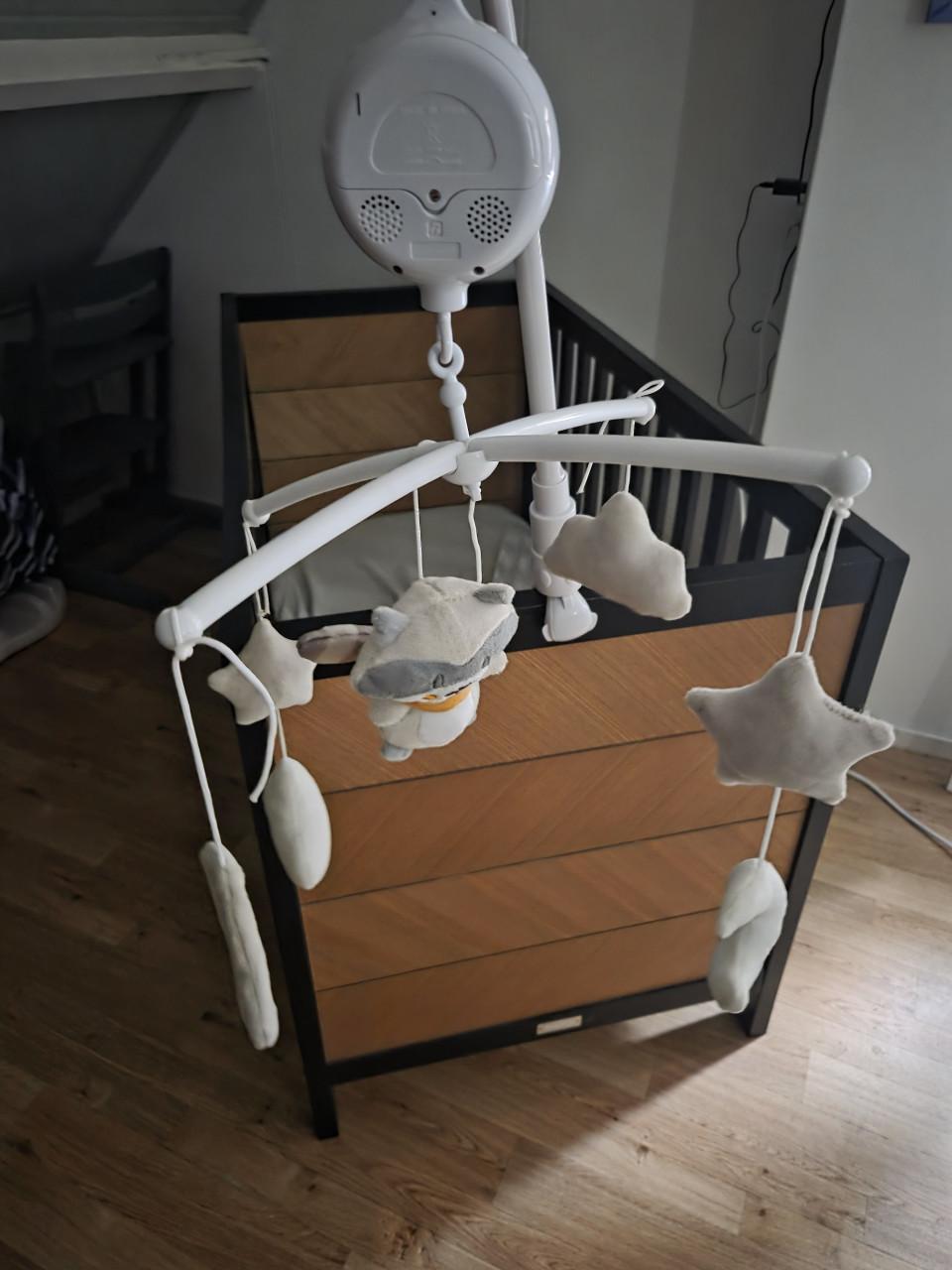 Boxmobiel baby