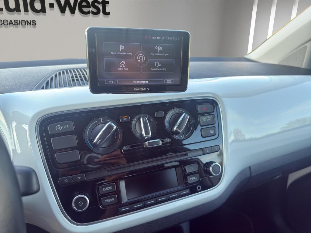 Volkswagen UP! 1.0 high up! bluemotion airco lm velgen navi