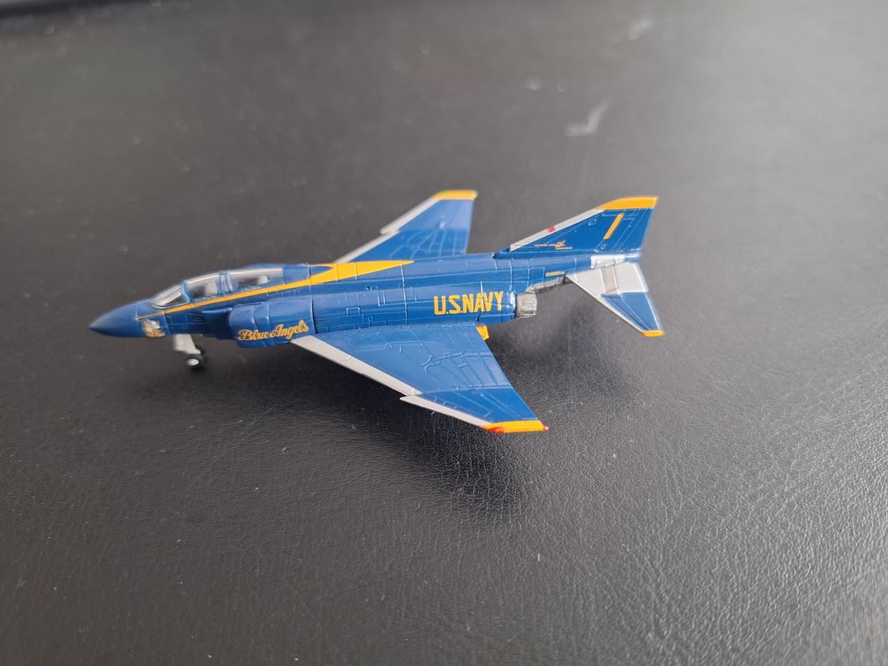 Diecast model Mc Donnell Douglas F-4, 1:200