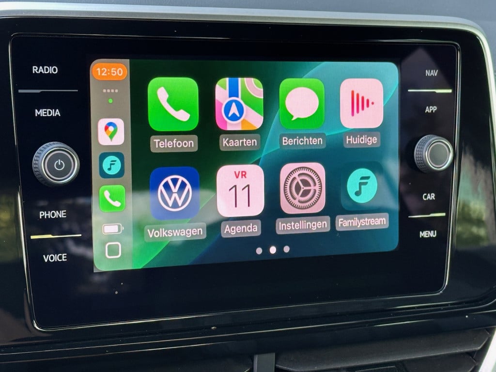 Volkswagen T-roc 1.5 tsi 150pk dsg r-line | camera | keyless | elek. achter