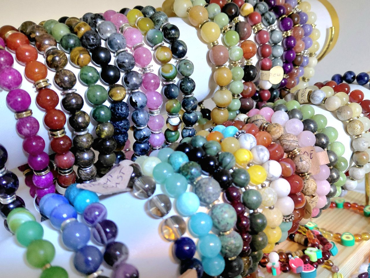 Handgemaakte edelsteen sieraden