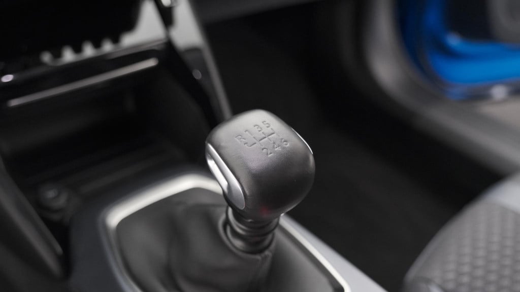 Peugeot 2008 puretech 130 allure | trekhaak | camera | apple carplay | stoe