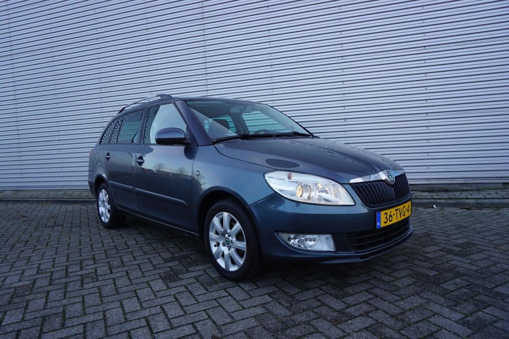 Skoda Fabia combi 1.2 tsi style airco / cruise / elektr. ramen / lm velgen