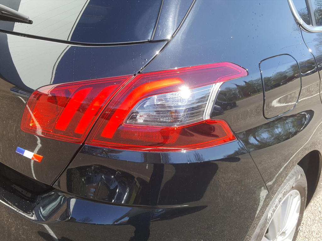 Peugeot 308 1.2 puretech 130pk s&s allure navigatie | cruise & climate cont