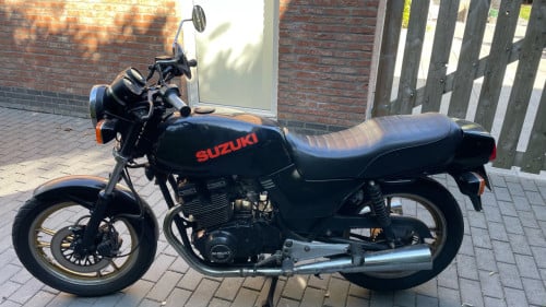 Suzuki GSX400E 1984
