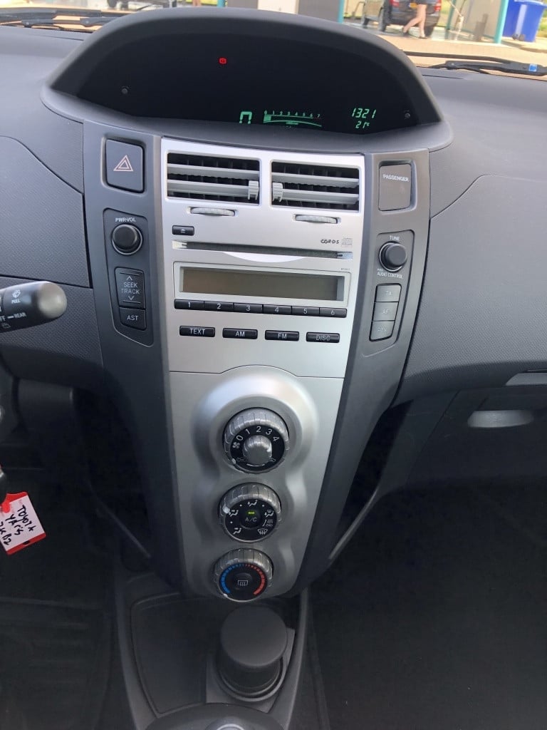 Toyota Yaris 1.3 vvti terra airco