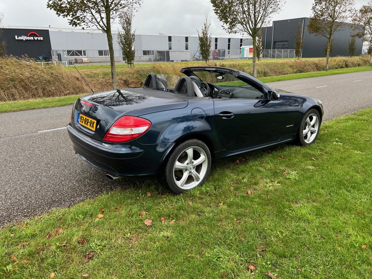 Unieke Mercedes SLK 2.0L uit 2005 met slechts 55.000 km!!