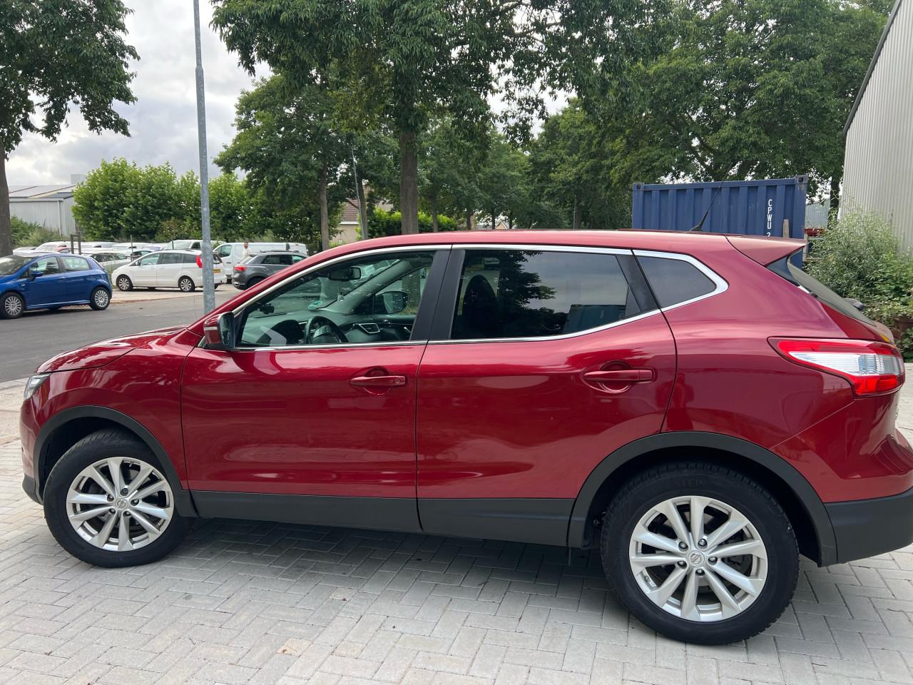 Nissan Qashqai 1.2 Connect Edition 109.790km