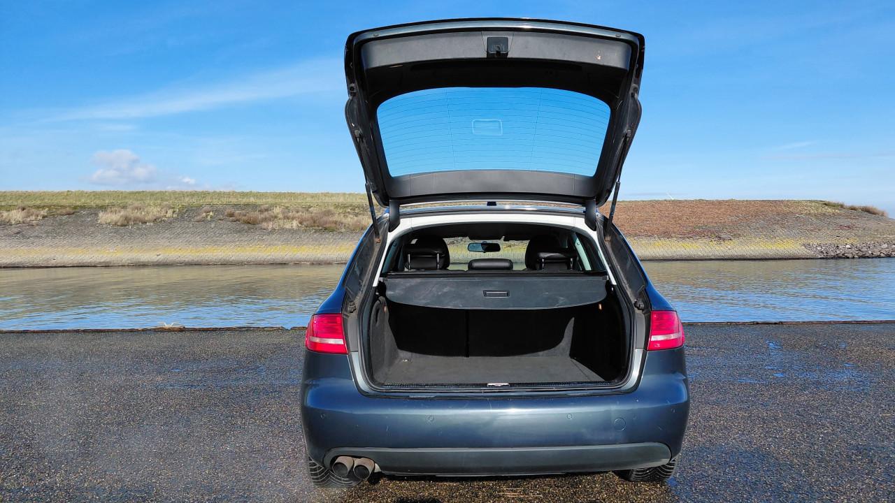 Audi a4 station b8 1.8 tfsi + extra set winterbanden