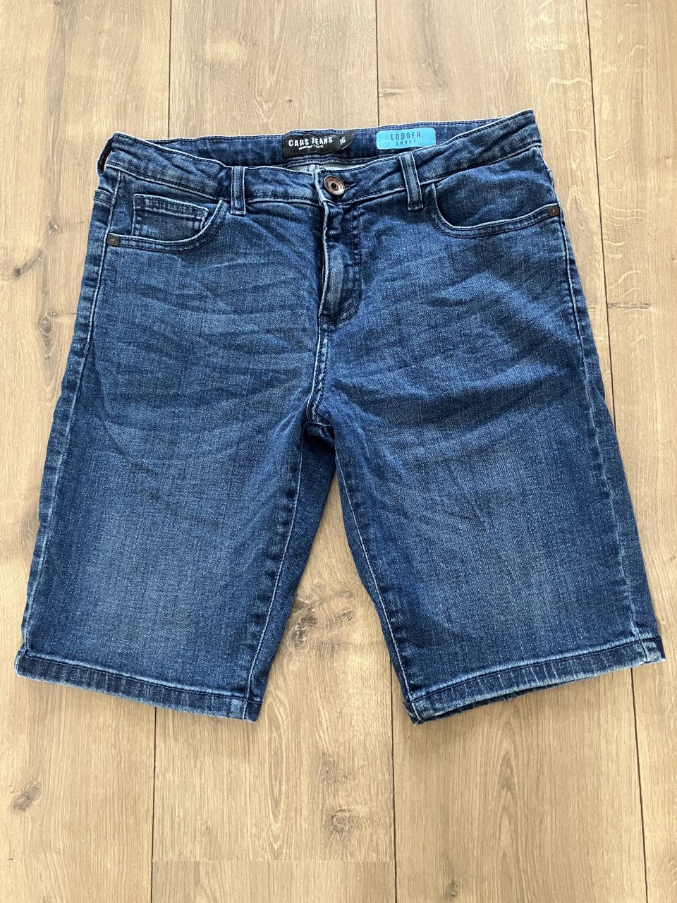 Te koop jongens korte jeans CARS maat 16