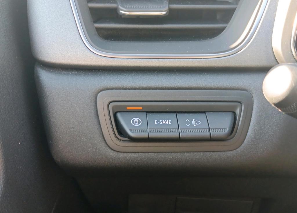 Renault Captur 1.6 e-tech full hybrid 145 techno