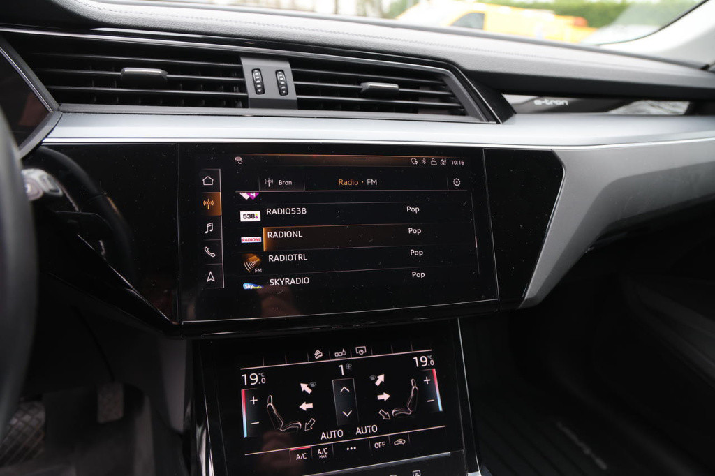 Audi E-tron e-tron 50 q l ed.