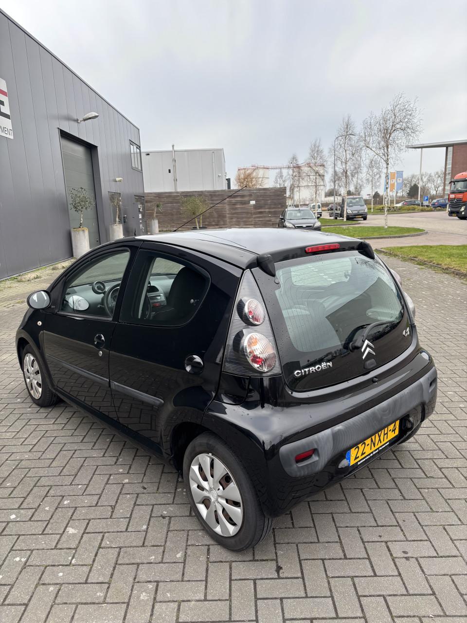 Citroën C1 1.0i 68PK 5D 2010 Zwart | NAP | NIEUWE APK!