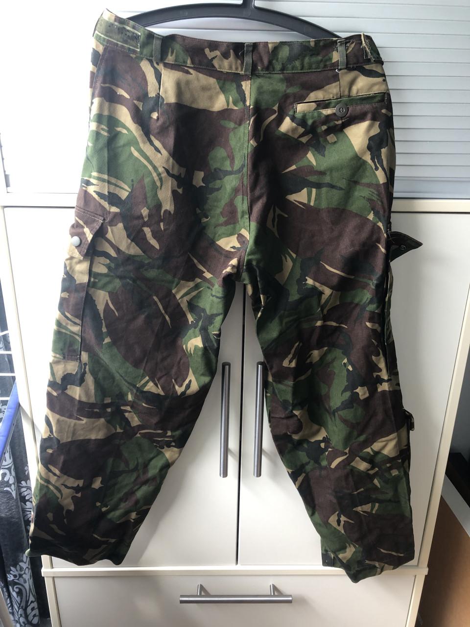Diverse camouflagekleding maat M
