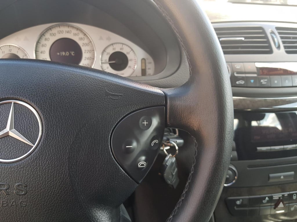 Mercedes-Benz E-Klasse 240 2,6b avantgarde automaat