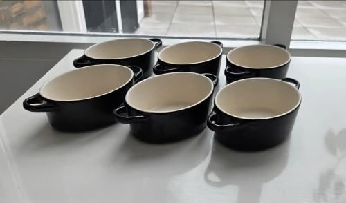 Set van 6 zwarte mini-cocottes / ovale ovenschaaltjes