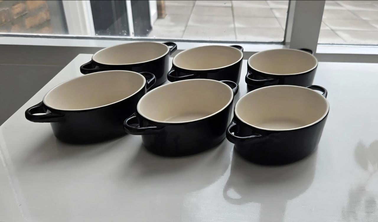 Set van 6 zwarte mini-cocottes / ovale ovenschaaltjes