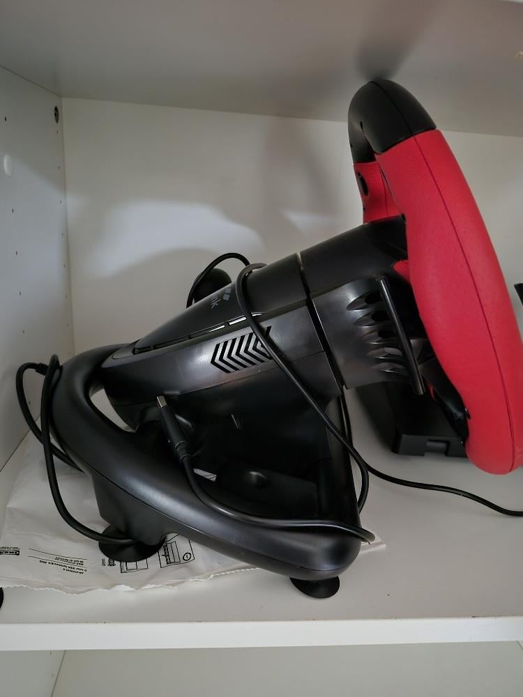 Game stuur met pedalen